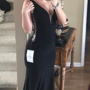 Black Prom dress!